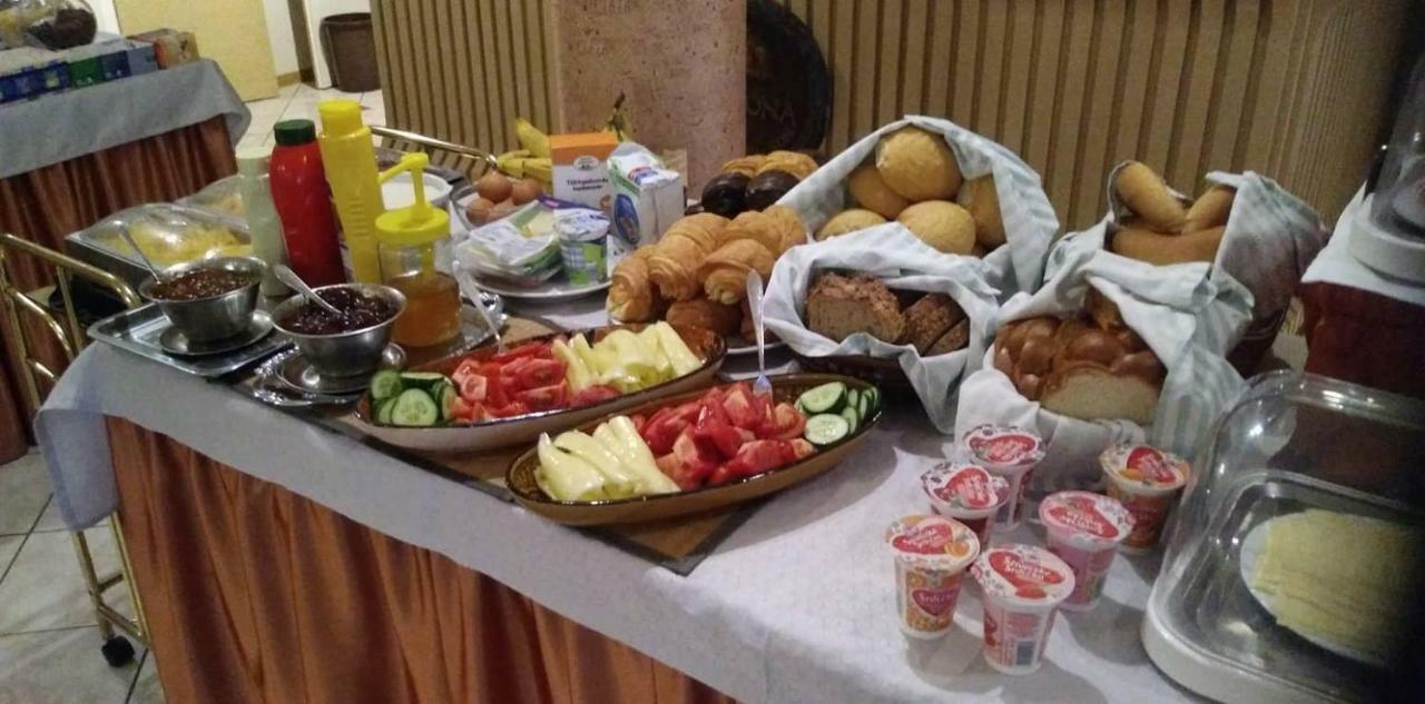 Korona Panzio Bed & Breakfast Balatonfüred Екстериор снимка