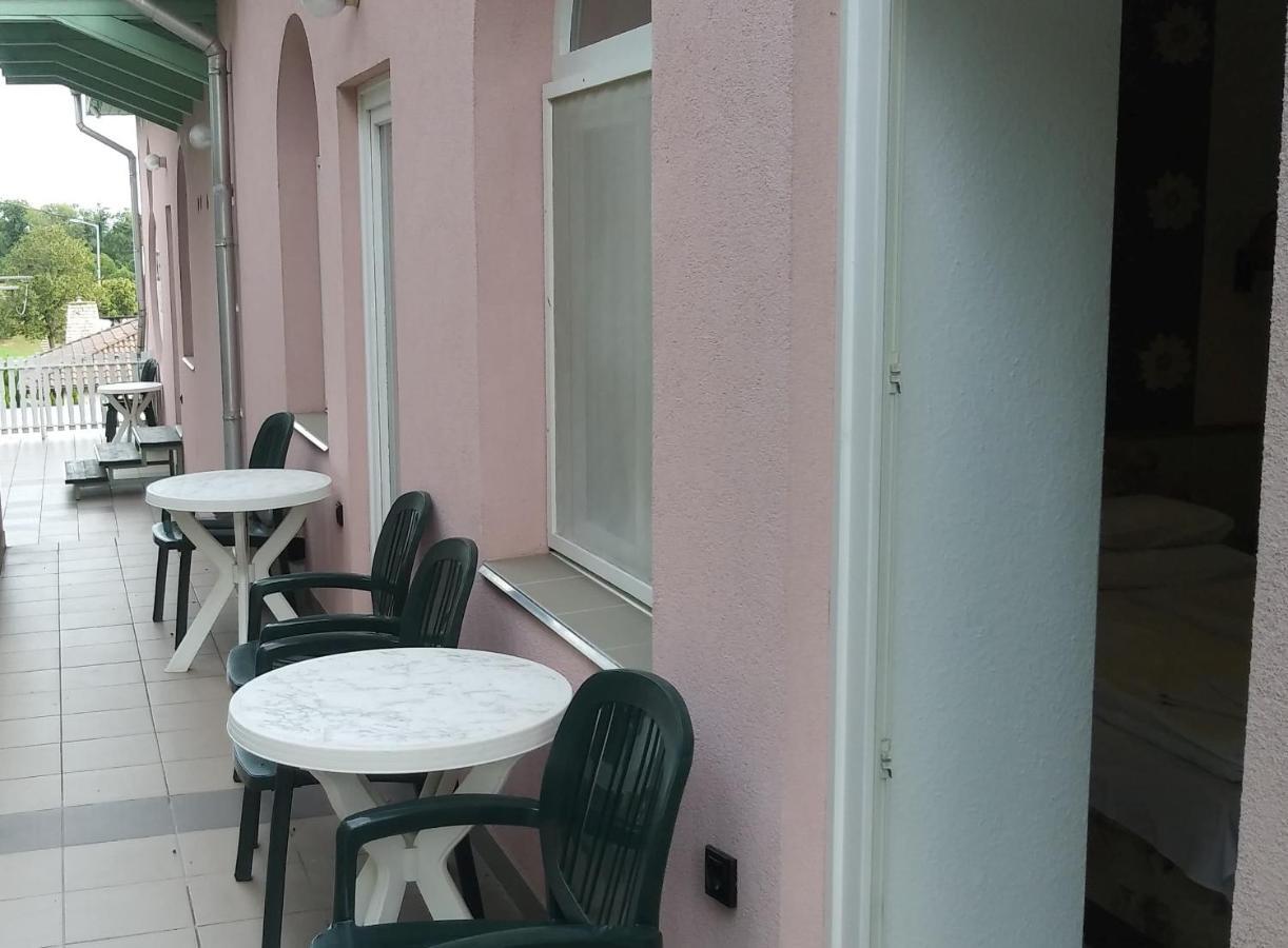 Korona Panzio Bed & Breakfast Balatonfüred Екстериор снимка