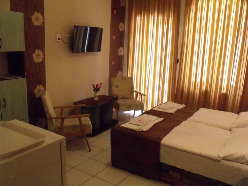 Korona Panzio Bed & Breakfast Balatonfüred Екстериор снимка
